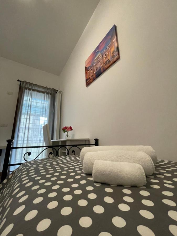 شقة Casa Rosa روما المظهر الخارجي الصورة